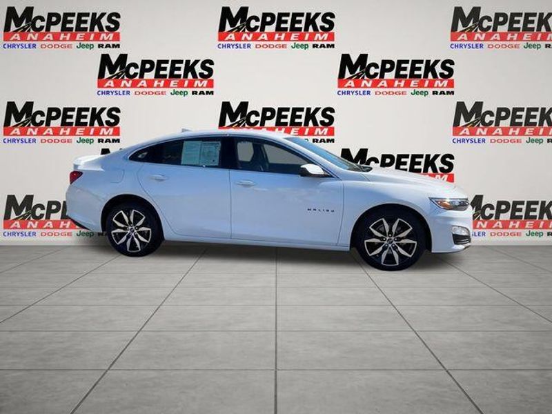 Used 2025 Chevrolet Malibu RSImage 9