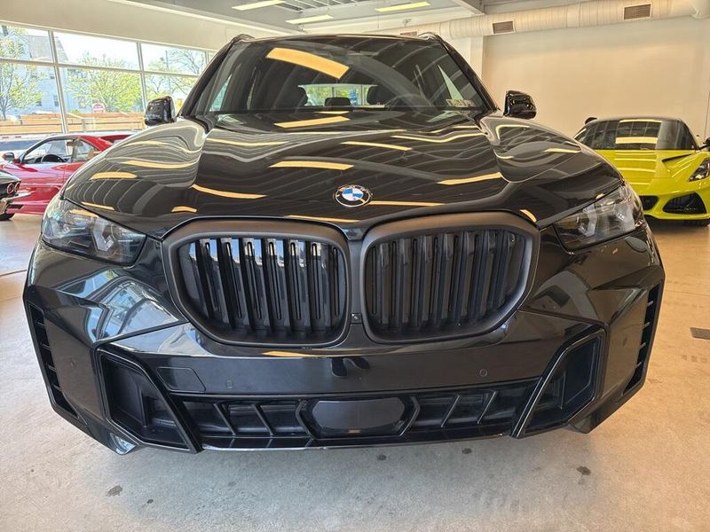 2025 BMW X5 xDrive40i M PACKAGE