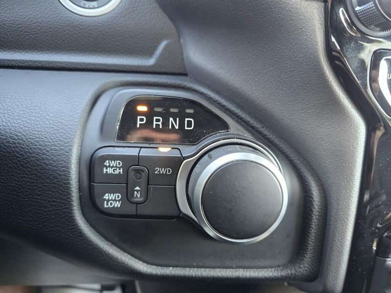2024 Ram 2500 Big Horn photo 14