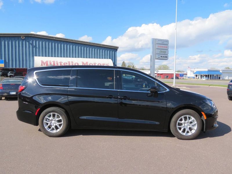 New 2025 Chrysler Voyager LX 4dr Mini VanImage 1