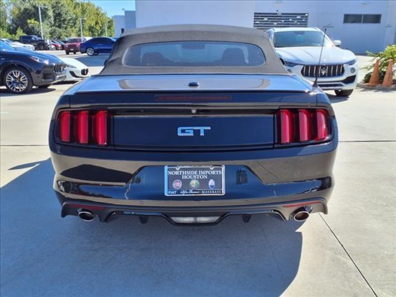 2016 Ford Mustang GT PremiumImage 11