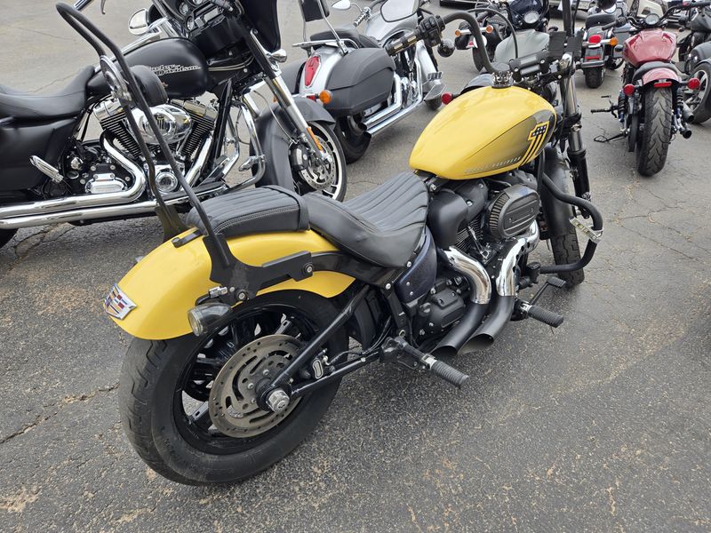 USED 2023 HARLEY SOFTAIL STREET BOB 114 Image 5