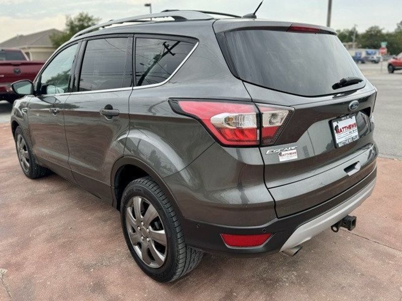 2017 Ford Escape TitaniumImage 8