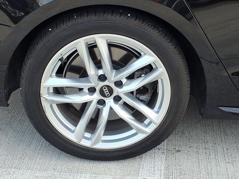 Used 2022 Audi A4 45 S line Premium PlusImage 6