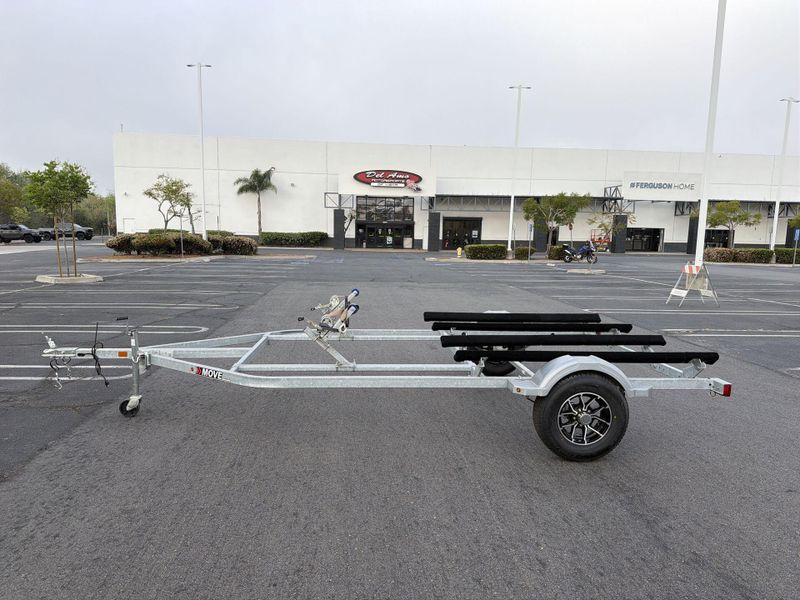 New 2023 Sea Doo MOVE II GAL Image 12