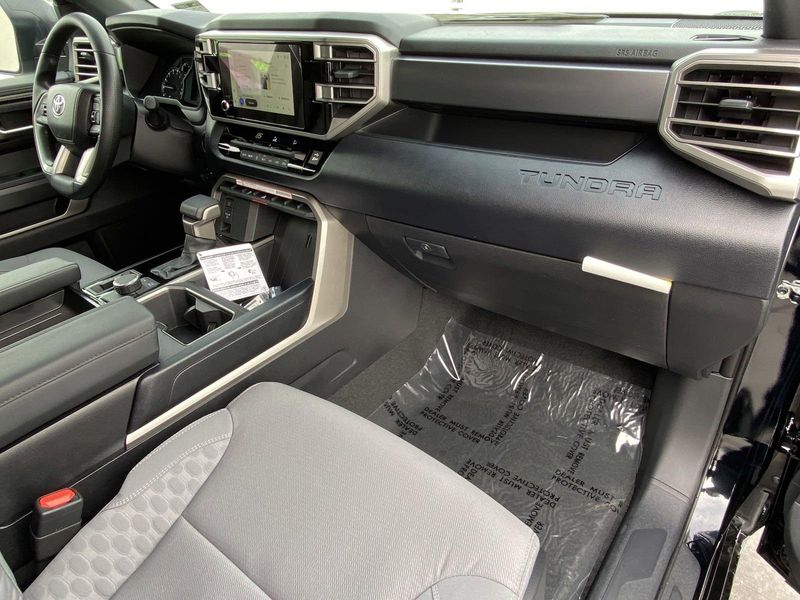 2025 Toyota Tundra SR5Image 9