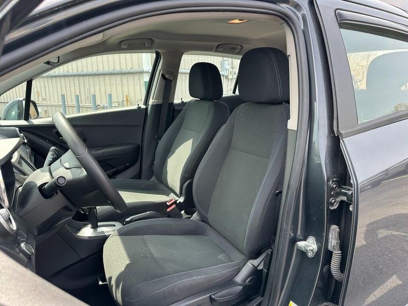 2016 Chevrolet Trax LSImage 16