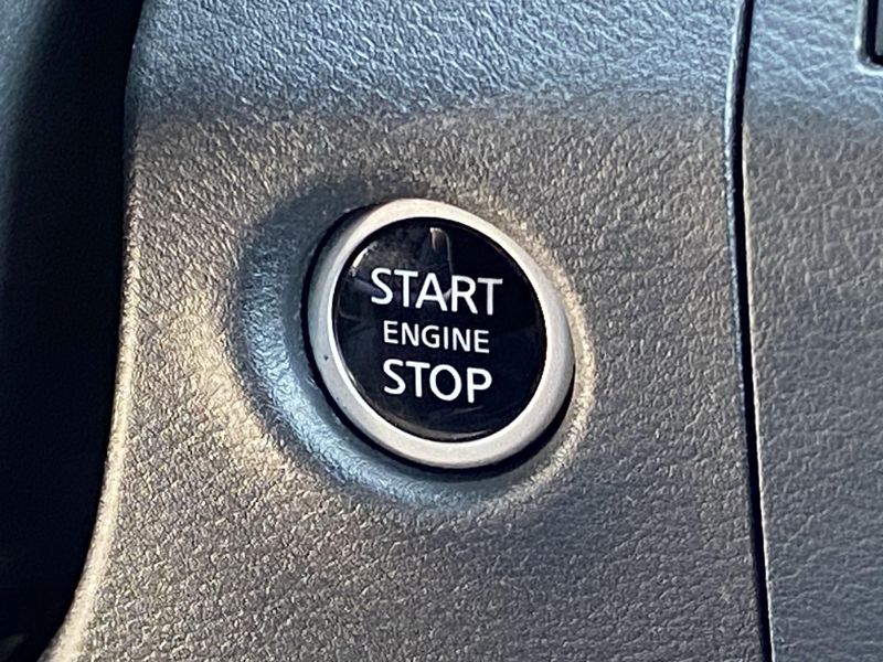 Used 2025 Nissan Frontier SImage 22