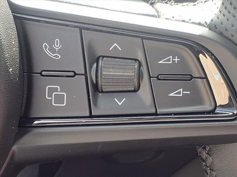 New 2025 Alfa Romeo Giulia RwdImage 18