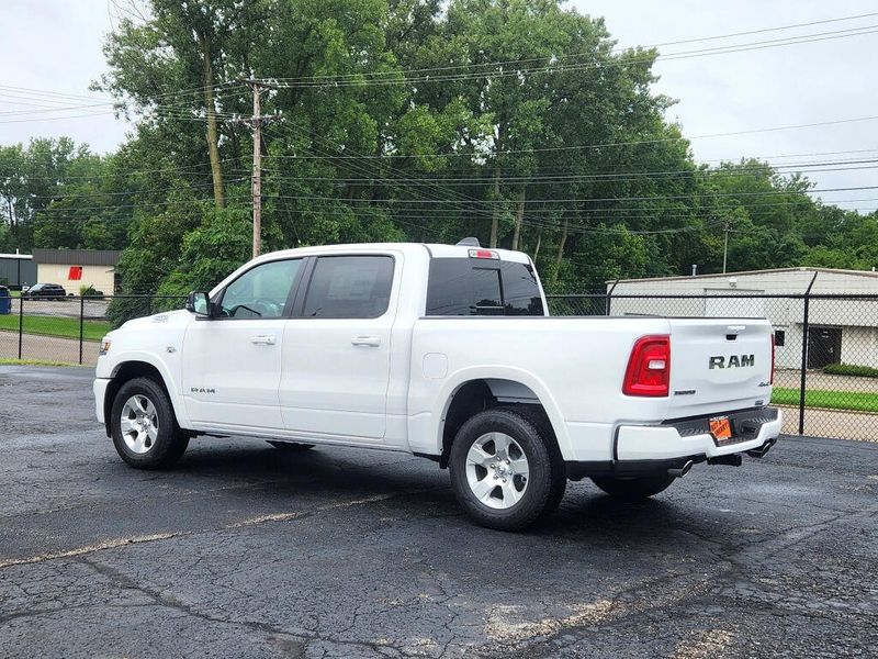 New 2026 RAM 1500 Big Horn Crew Cab 4x4 5'7' Box