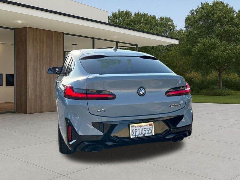 Used 2025 BMW X4 M40iImage 11