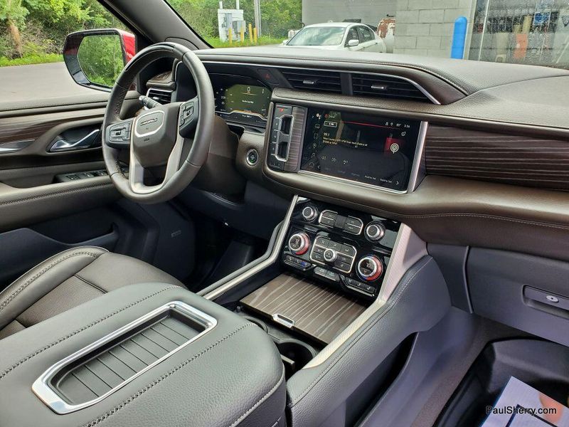 2023 GMC Yukon Denali ReserveImage 10