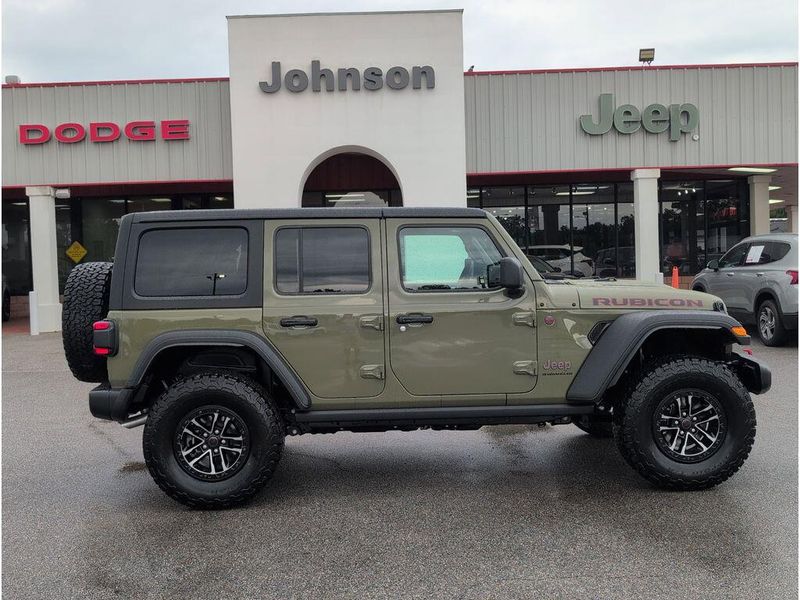 New 2025 Jeep Wrangler 4-door RubiconImage 6