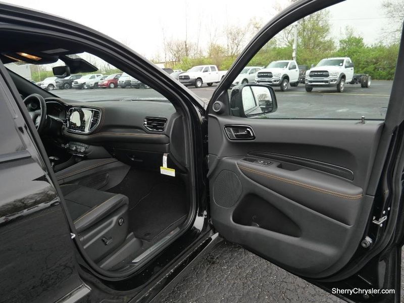 2023 Dodge Durango R/t Hemi Orange AwdImage 35