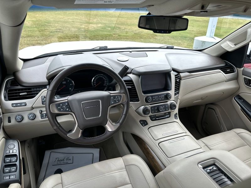 2019 GMC Yukon DenaliImage 18