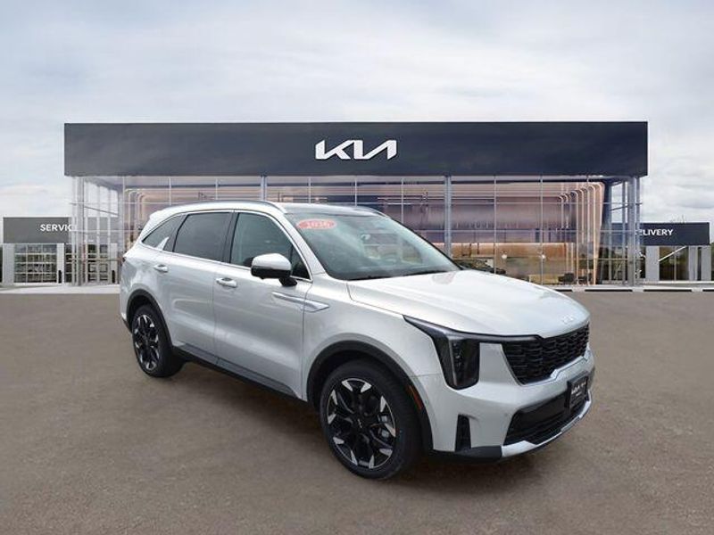 New 2026 Kia Sorento SXImage 11