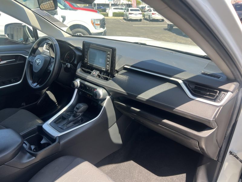 Used 2021 Toyota RAV4 XLEImage 28