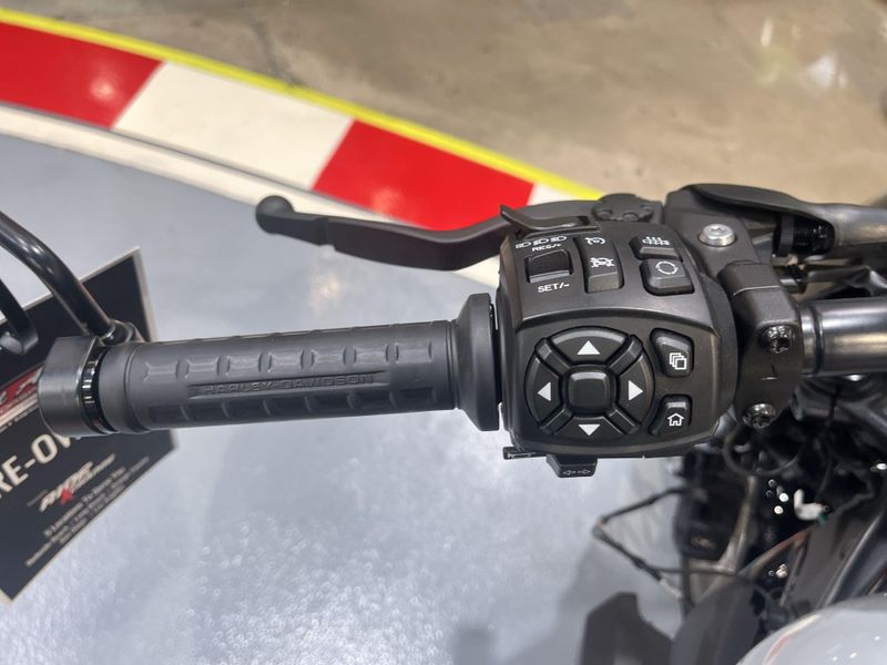 Used 2025 Harley-Davidson Nightster Special Image 21