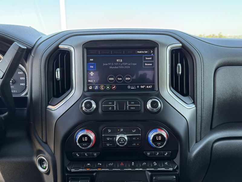 Used 2022 GMC Sierra 1500 Limited DenaliImage 26