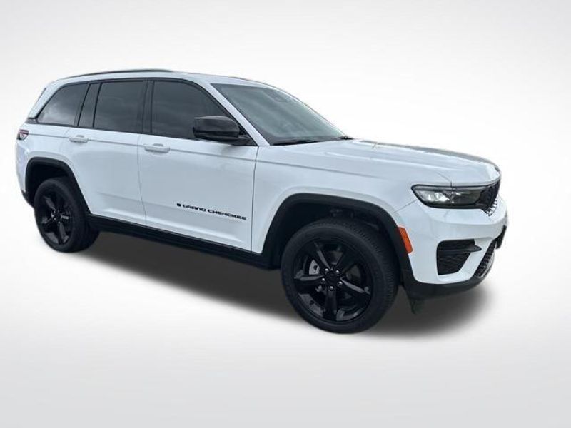 2024 Jeep Grand Cherokee Altitude X