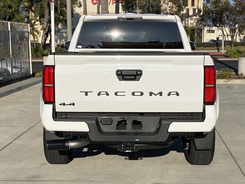 2024 Toyota Tacoma TRD SportImage 5