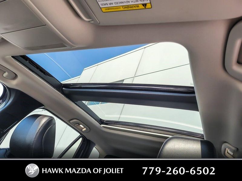 2025 Mazda CX-50 Premium photo 9