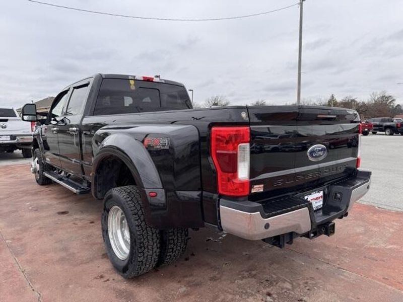 Used 2018 Ford F-350 LariatImage 8