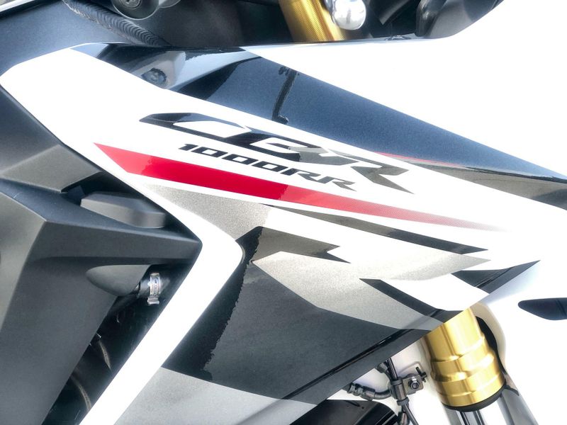 New 2027 Honda CBR1000RR ABS Image 27