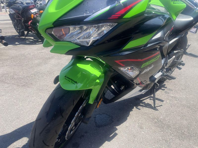 Used 2022 Kawasaki NINJA ZX-6R ABS Image 18