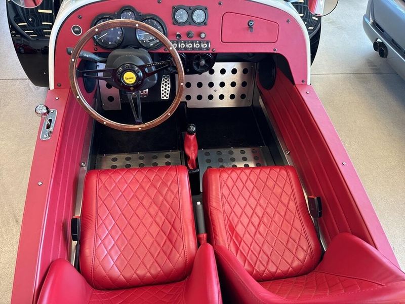 2023 Vanderhall Venice GTS