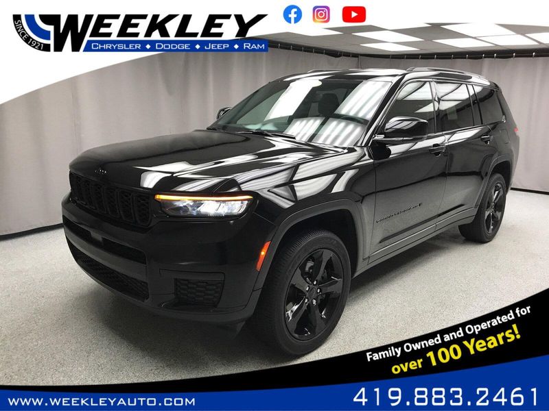 Used 2023 Jeep Grand Cherokee L AltitudeImage 1