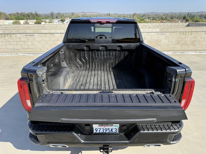 Used 2022 GMC Sierra 1500 Limited DenaliImage 13