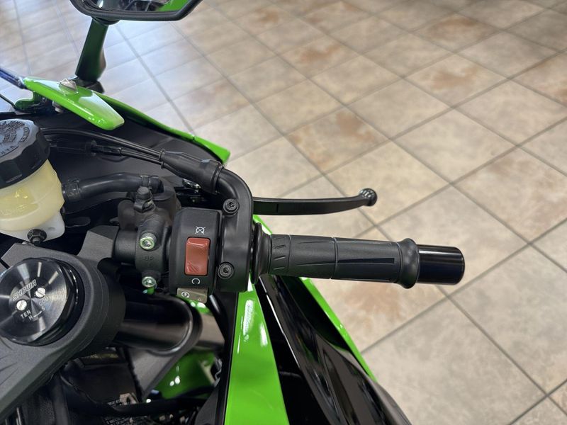 New 2026 Kawasaki NINJA ZX-6R ABS Image 24