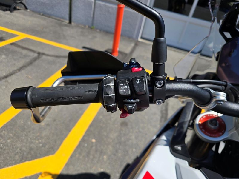 Used 2026 BMW F900GS Image 9