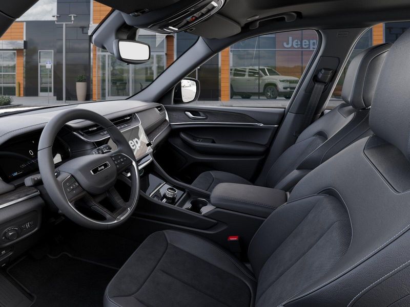 New 2026 Jeep Grand Cherokee L Laredo Altitude 4x4Image 22