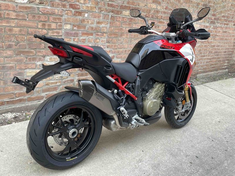 2023 Ducati Multistrada V4 Pikes PeakImage 3
