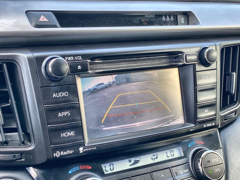 Used 2018 Toyota RAV4 XLEImage 14