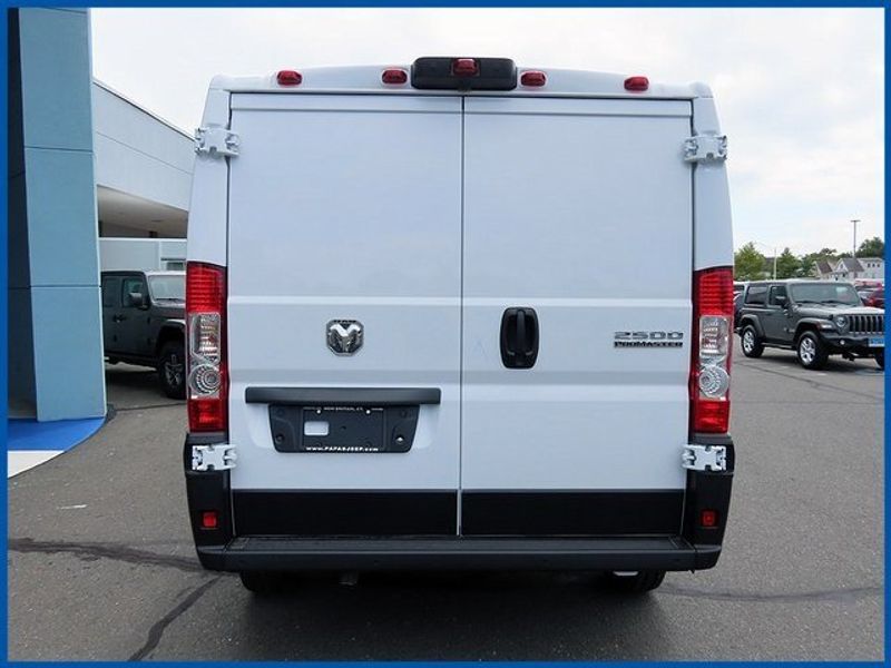 2024 RAM ProMaster BaseImage 6