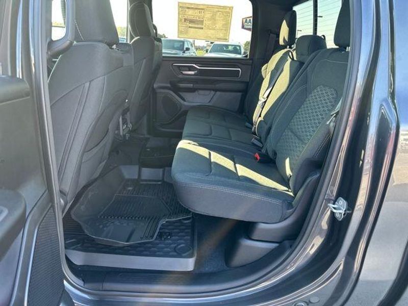 2026 RAM 1500 Big Horn Crew Cab 4x4 5'7' Box