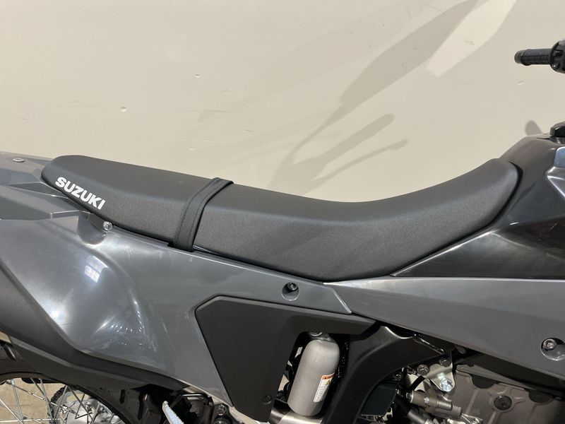 New 2025 Suzuki DR-Z4S Image 11