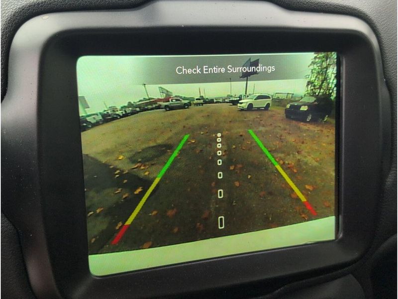 Used 2023 Jeep Renegade TrailhawkImage 15