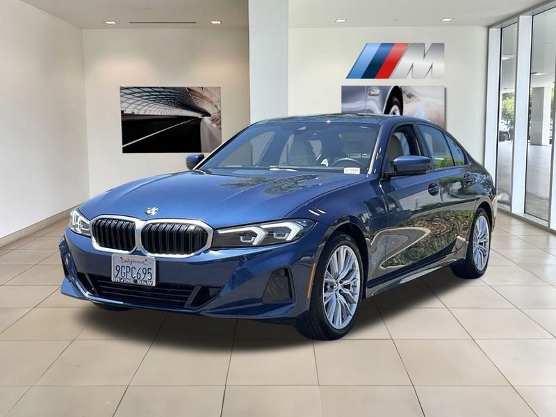 2023 BMW 3 Series 330iImage 4