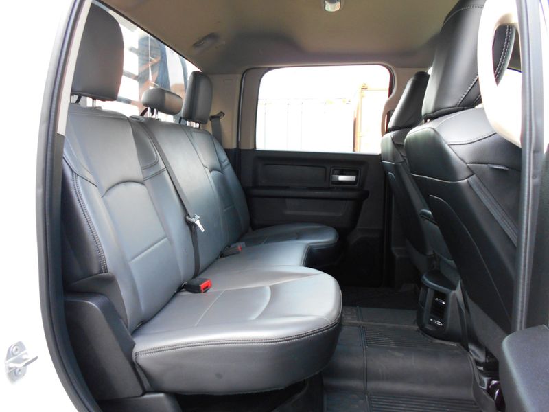 2019 RAM 3500 TradesmanImage 29