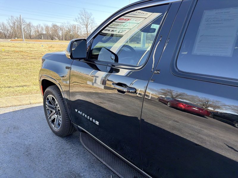 2024 Jeep Wagoneer Series 1Image 11