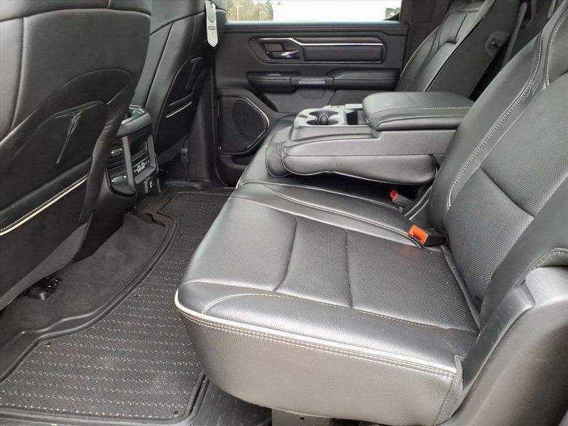 Used 2023 RAM 1500 LimitedImage 10
