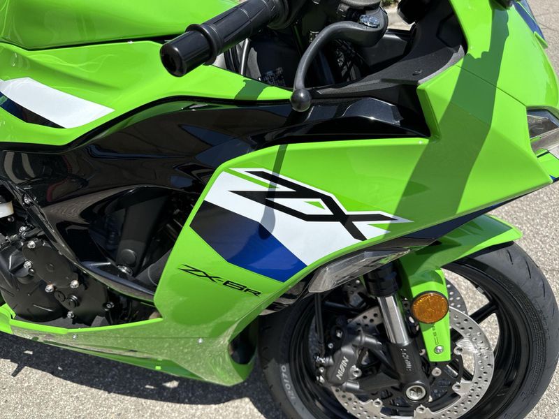 New 2026 Kawasaki NINJA ZX-6R Image 14