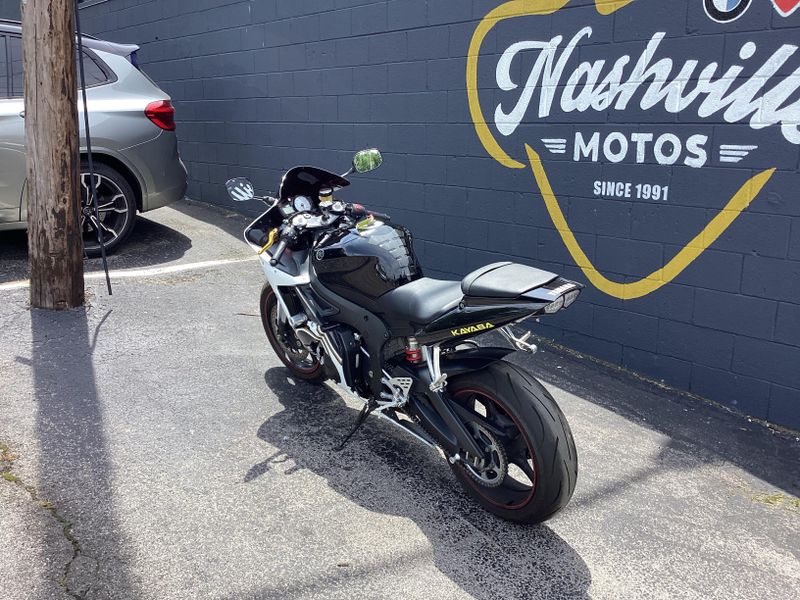 2005 Yamaha YZF R6 