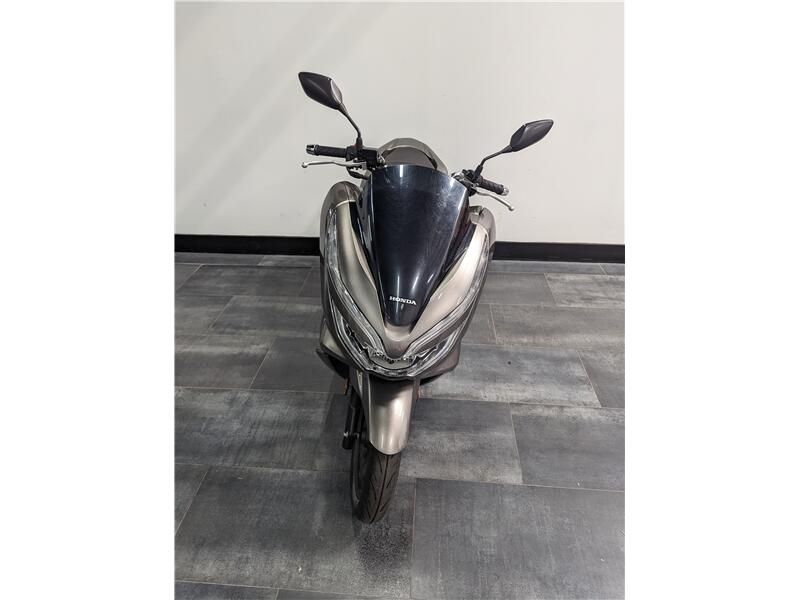 2019 Honda PCXImage 4