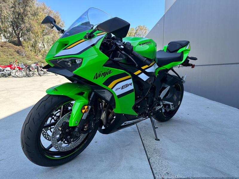 New 2025 Kawasaki NINJA ZX-6R KRT EDITION ABS Image 5