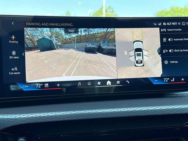 New 2026 BMW 3 Series 330i xDriveImage 25